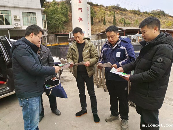 华体会登陆网站应急管理局开展“禁毒宣传进企业”活动.jpg 华体会登陆网站应急管理局开展“禁毒宣传进企业”活动.jpg